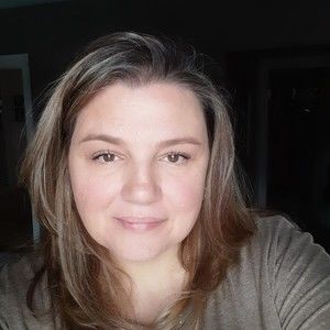 Meet your Posher, Carrie